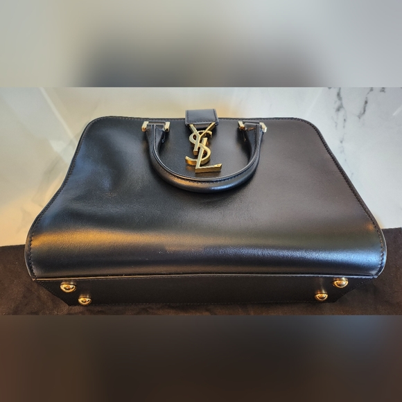 ❤️‼️SALE‼️❤️Gorgeous Authentic Saint Laurent YSL Baby Cabas Black Leather Bag - Picture 15 of 16